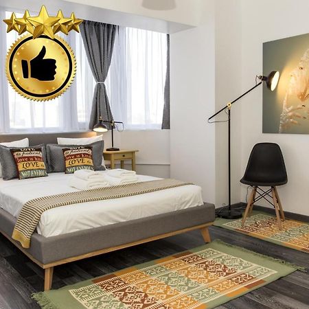 Studio L By Mrg Apartments Bukares Bagian luar foto