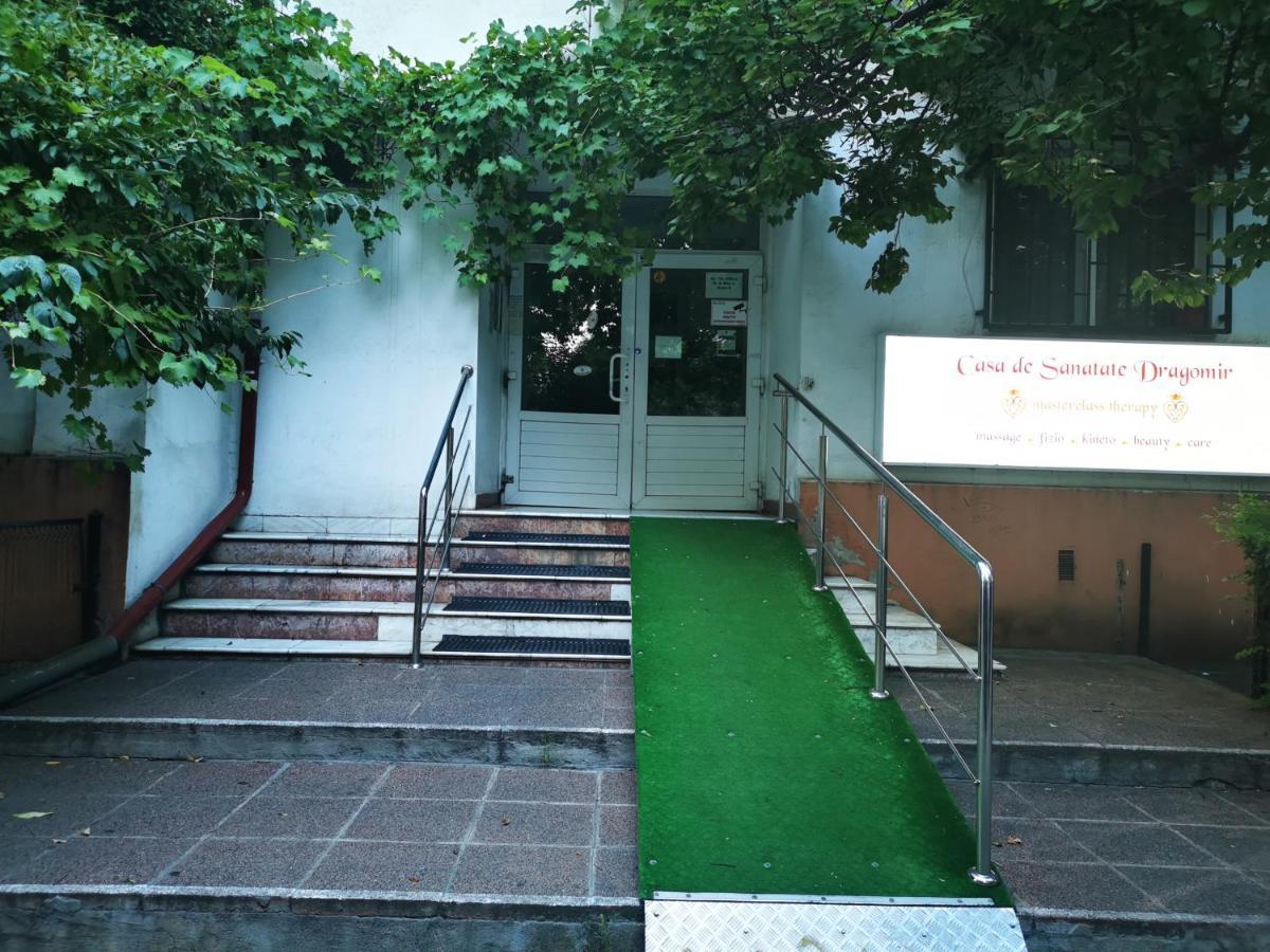 Studio L By Mrg Apartments Bukares Bagian luar foto