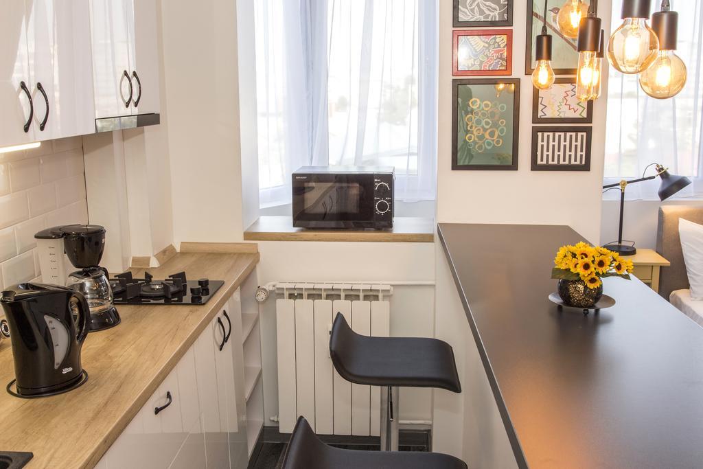 Studio L By Mrg Apartments Bukares Bagian luar foto
