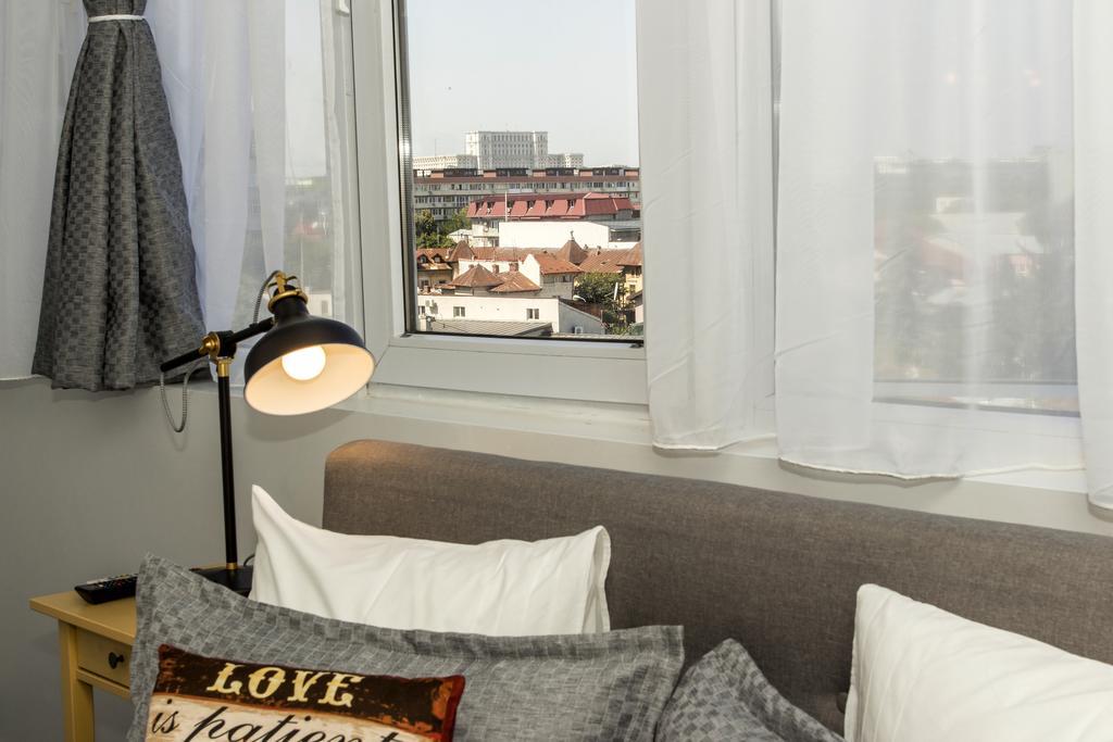 Studio L By Mrg Apartments Bukares Bagian luar foto