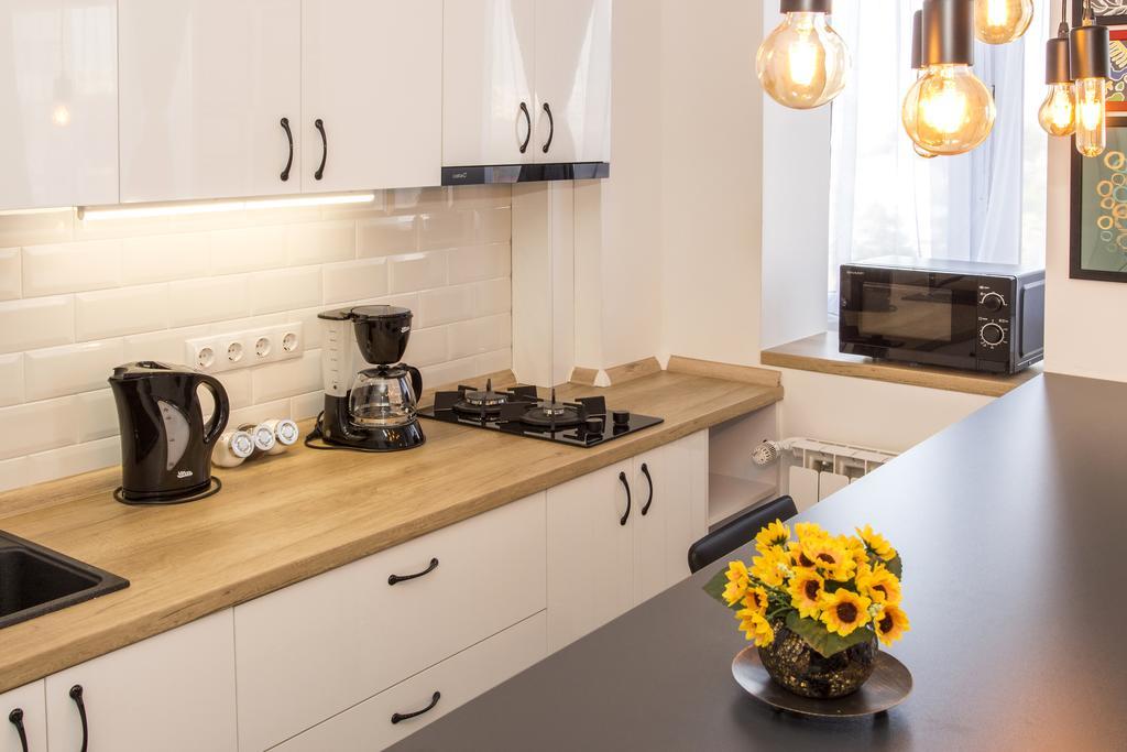 Studio L By Mrg Apartments Bukares Bagian luar foto