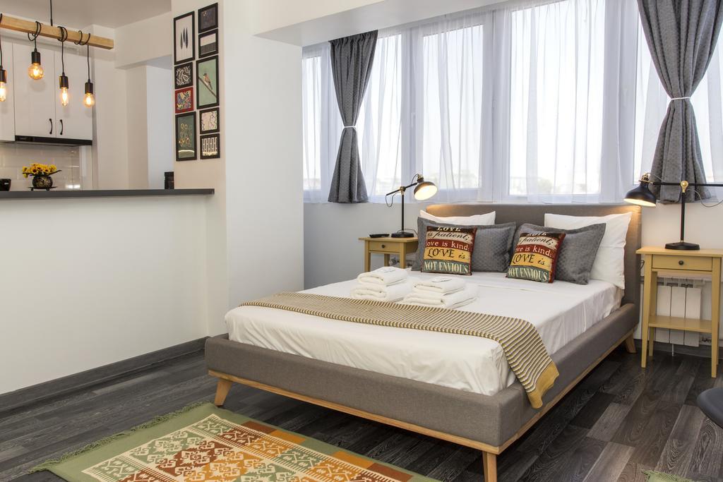Studio L By Mrg Apartments Bukares Bagian luar foto